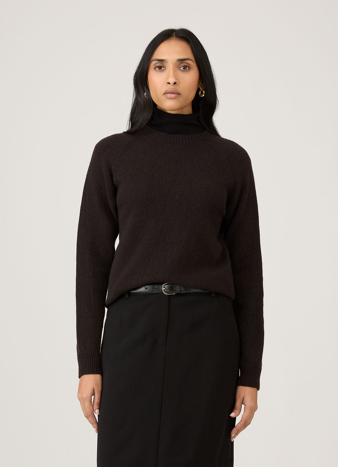 Women's Lambswool Crew Neck Jumper in Truffle