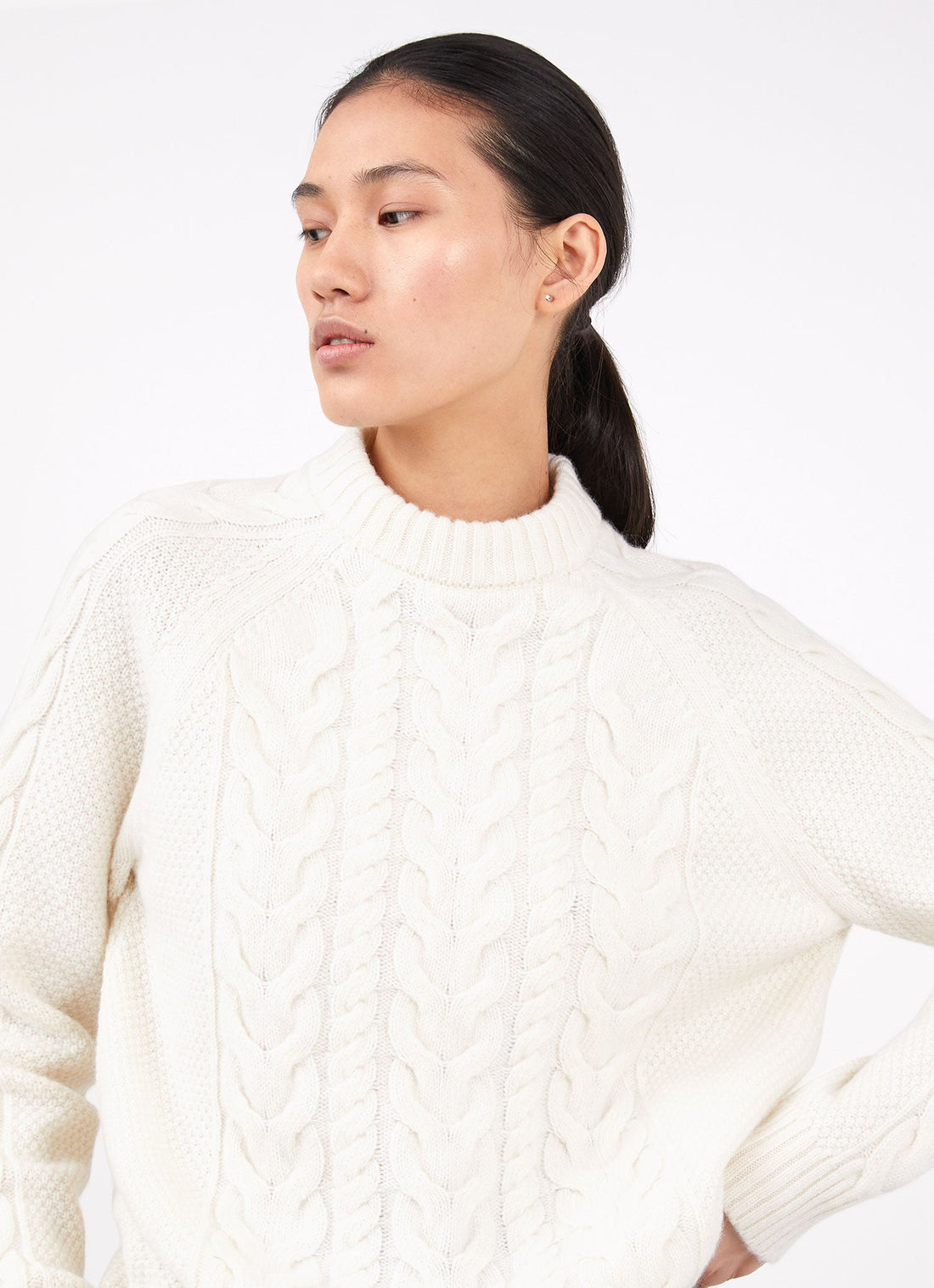 Women's Cable Crew Neck Jumper in Ecru