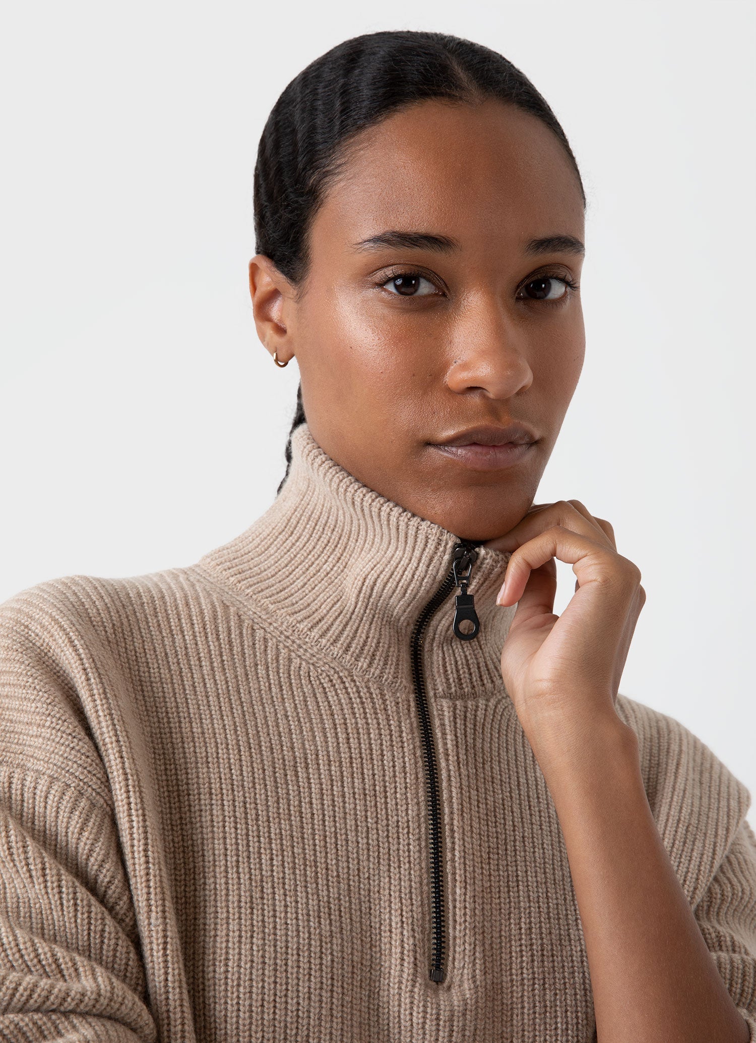 Women's Wool Cashmere Rib Zip Neck in Oatmeal Melange | Sunspel