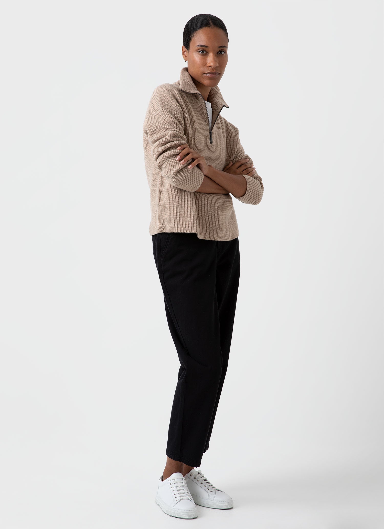 トップス OVY x GHbM REVERSIBLE CASHMERE Women's Wool Cashmere Rib Zip Neck in Oatmeal Melange | Sunspel