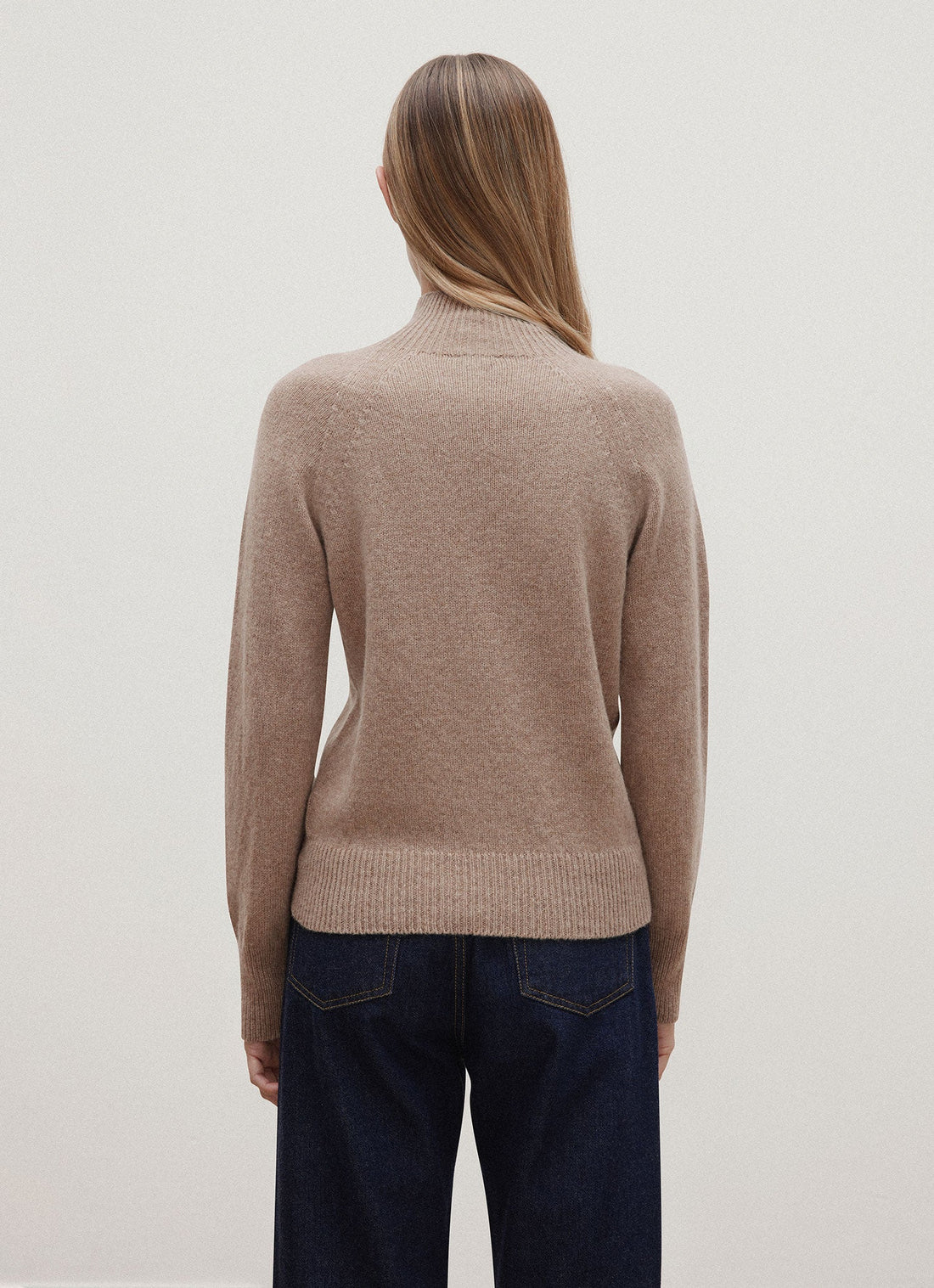Women's Lambswool Funnel Neck Jumper in Mink