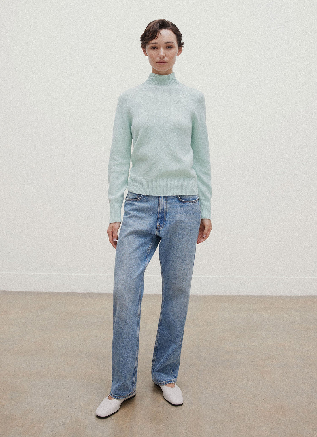 Women's Lambswool Funnel Neck Jumper in Light Green