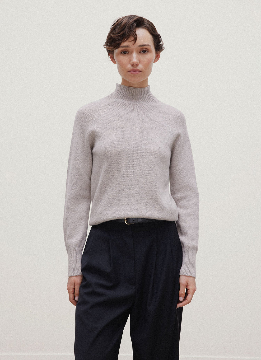 Women's Lambswool Funnel Neck Jumper in Dove Grey Melange