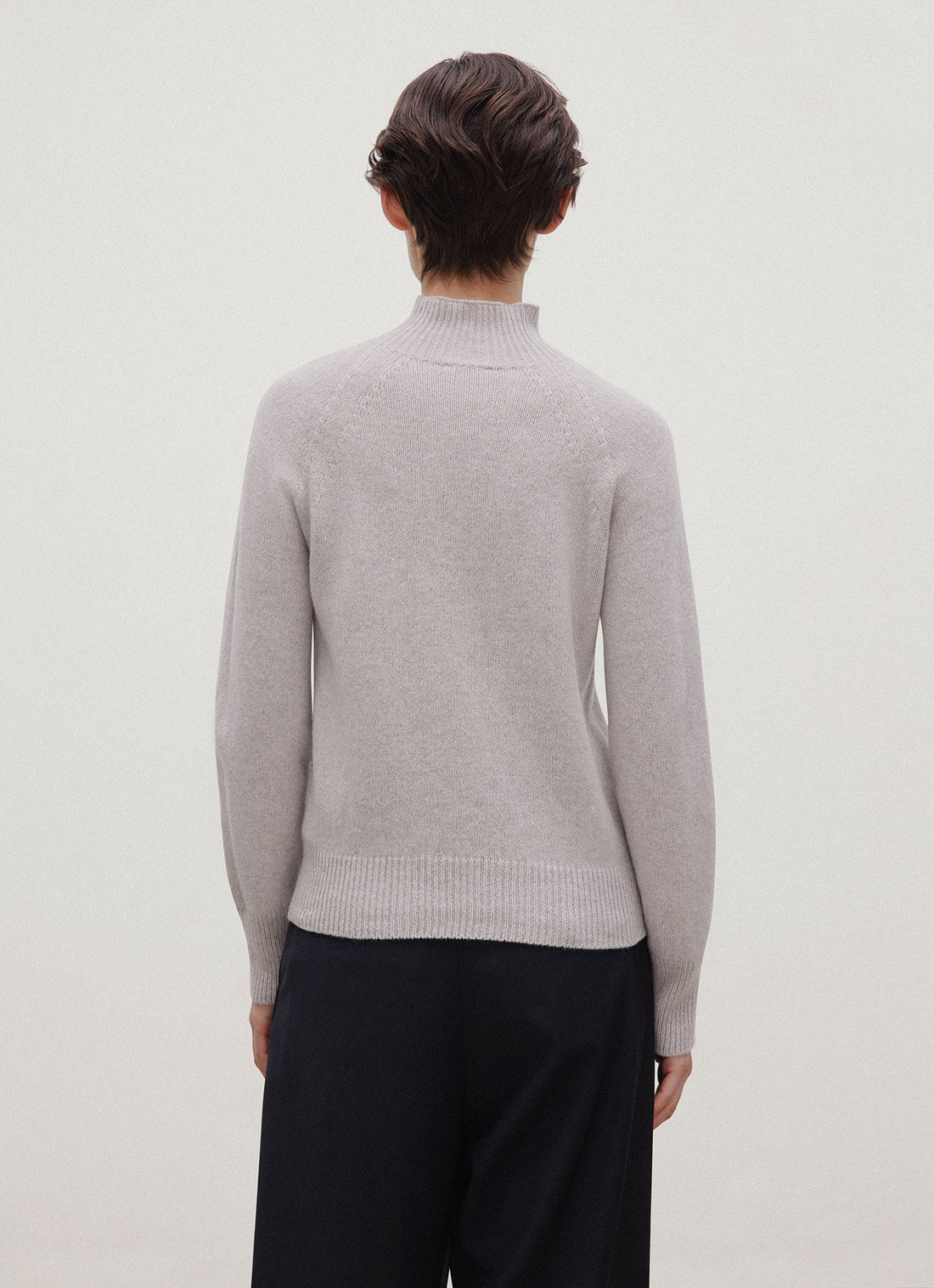 Women's Lambswool Funnel Neck Jumper in Dove Grey Melange