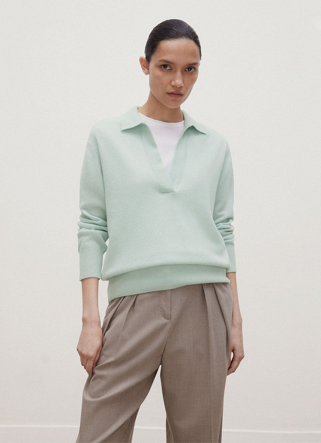 Women's Cashmere Polo Shirt in Light Green