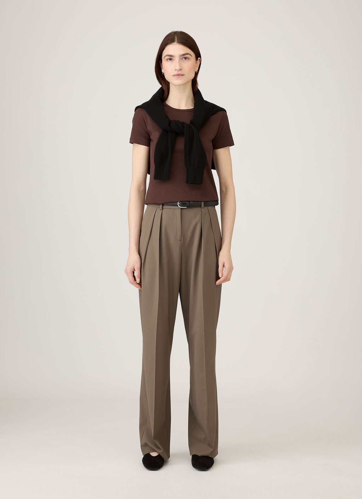 Women's Classic T-shirt in Truffle