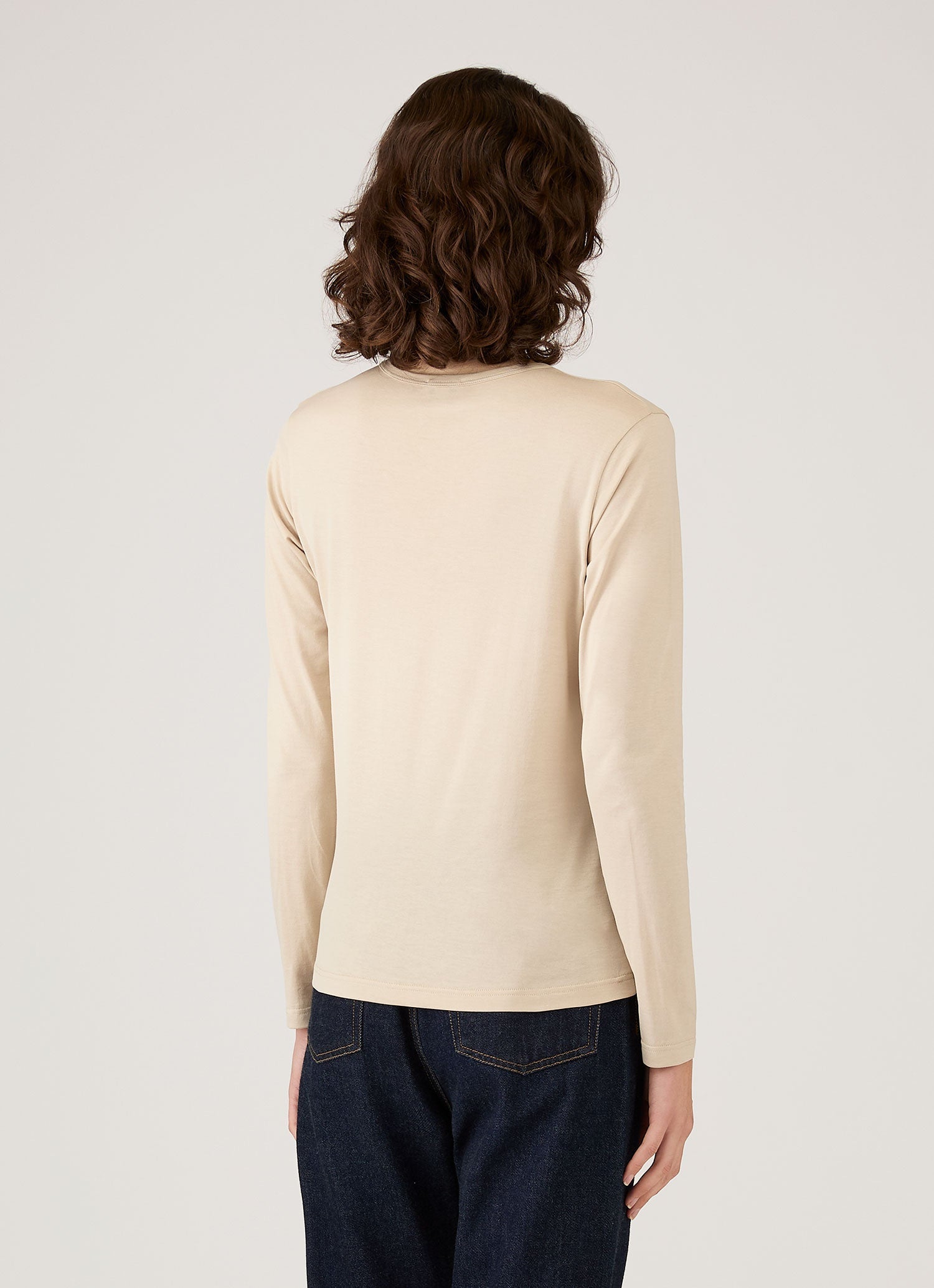 Women's Long Sleeve Classic T-shirt in Hazelwood | Sunspel