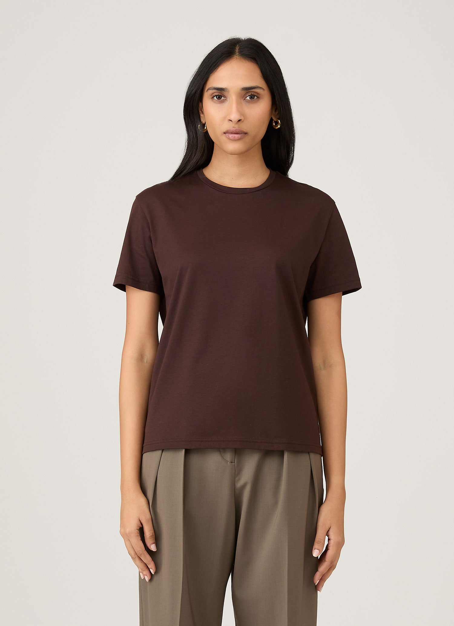 Women's Boy Fit T-shirt in Truffle | Sunspel