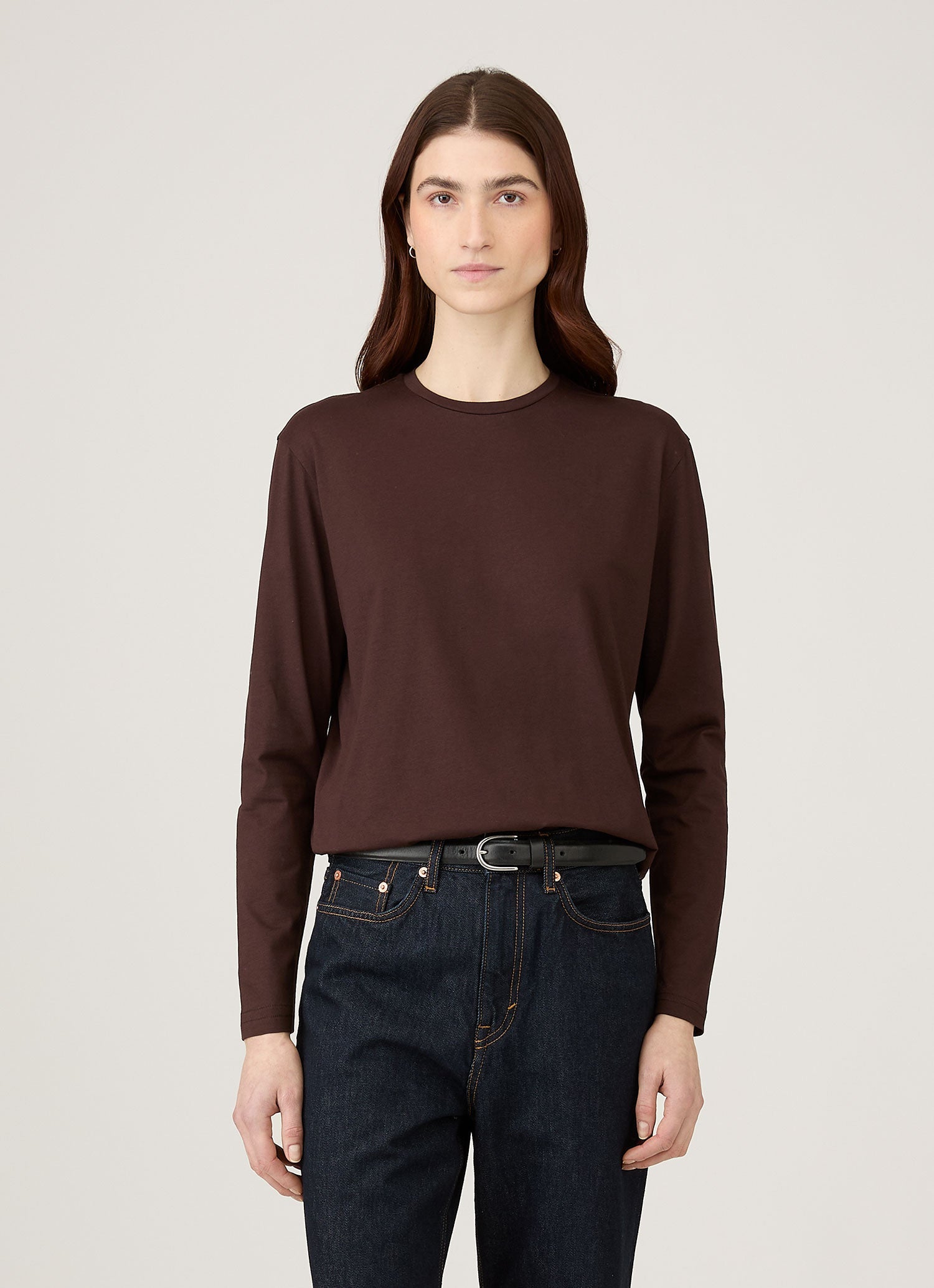 Women's Long Sleeve Boy Fit T-shirt in Truffle