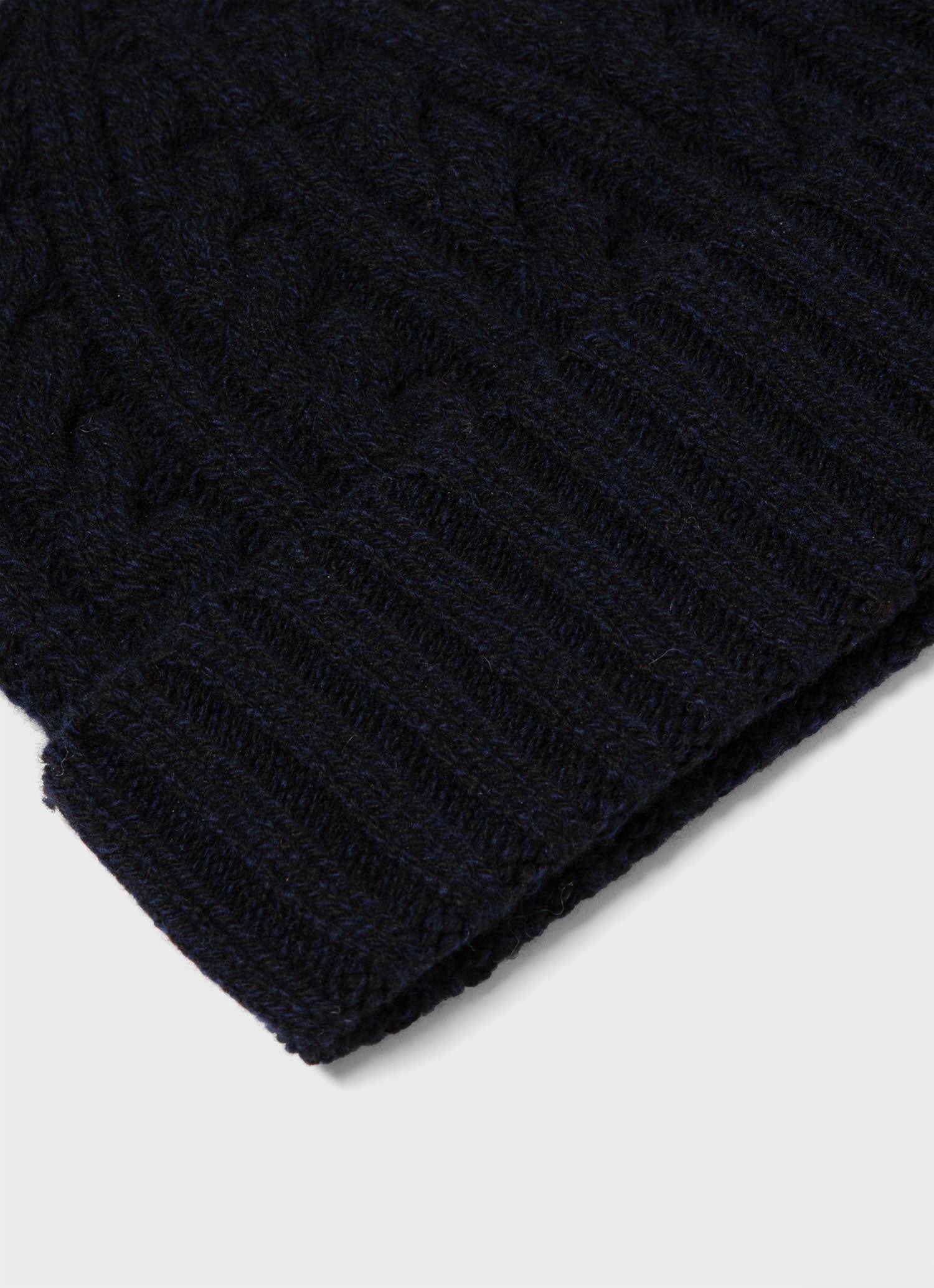 Lambswool Cable Hat in Dark Navy Mouline