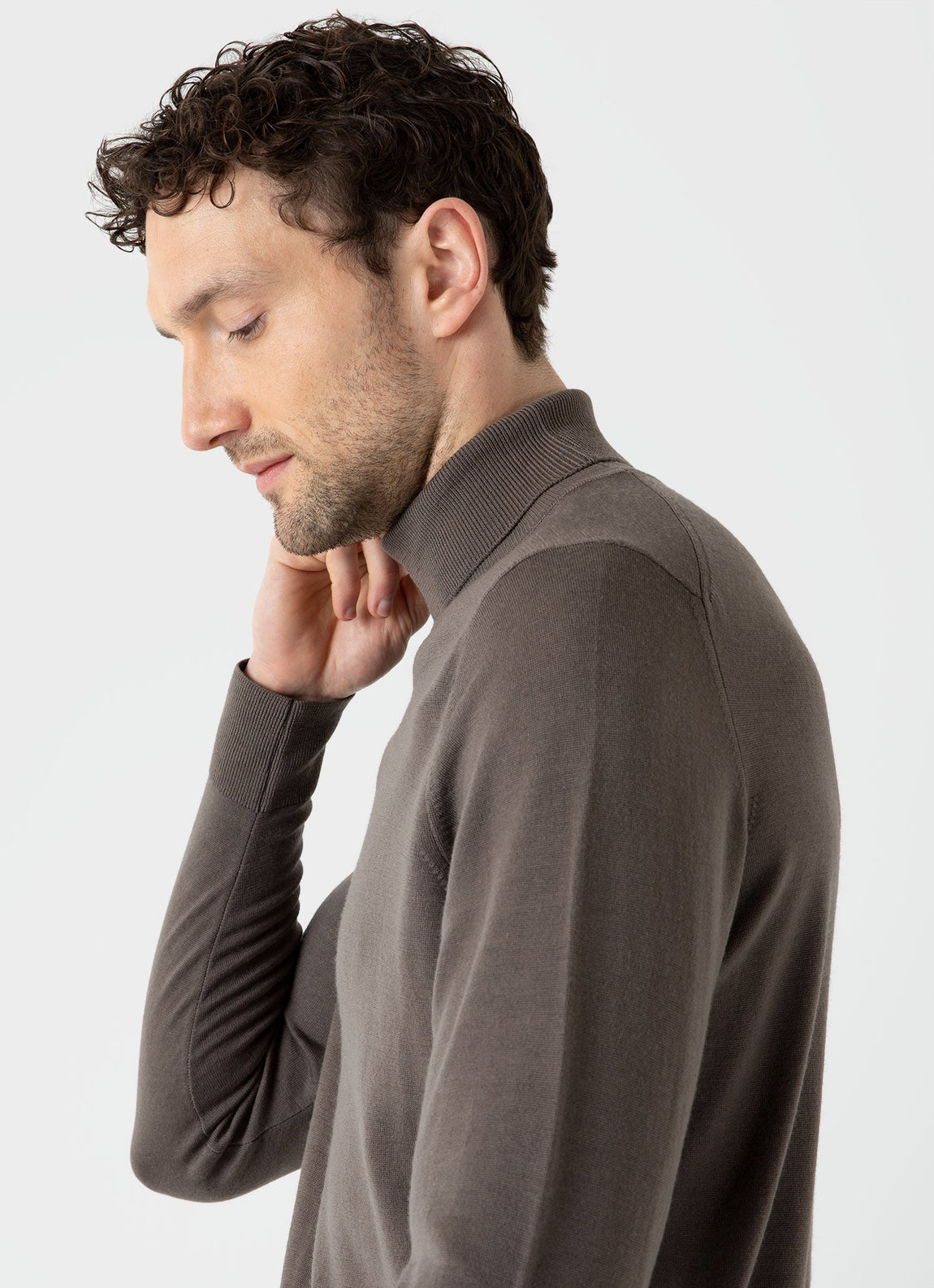 Men's Extra-Fine Merino Roll Neck in Cedar