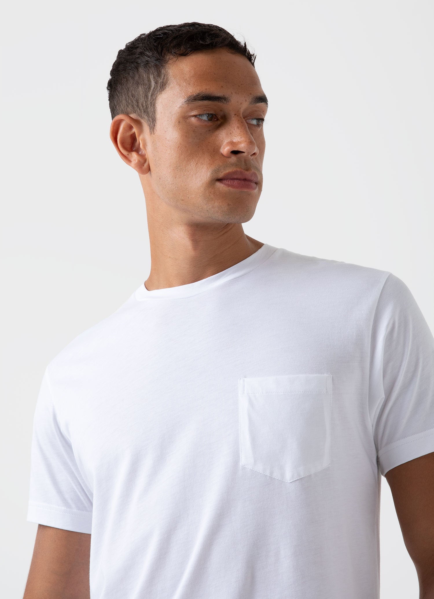 Plain white t hot sale shirt with pocket