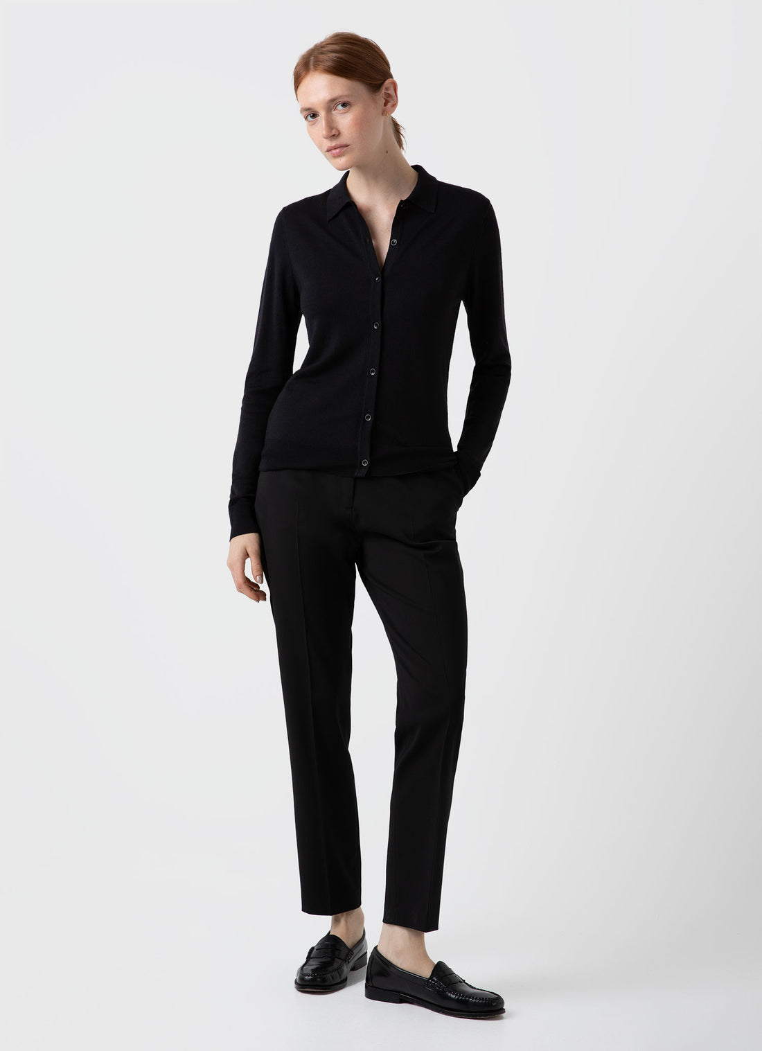 Women's Tapered Trouser in Black